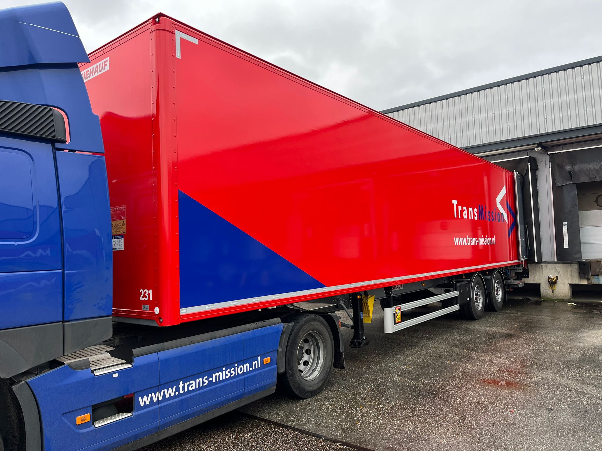 Transmission Almere Fruehauf Plywoodoplegger