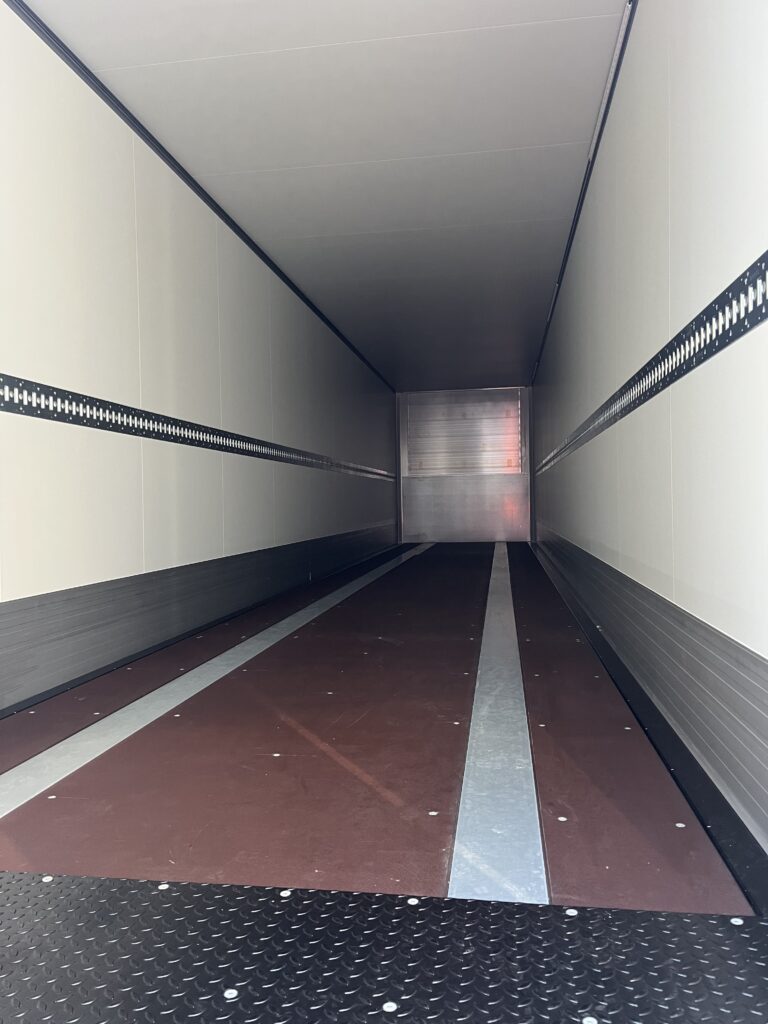 ALPLA Kögel lichtgeïsoleerd