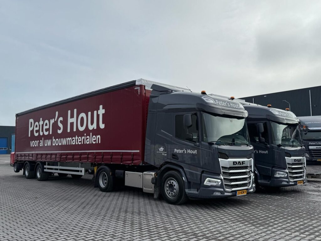 Twee kooiaapopleggers voor Visser Bolsward