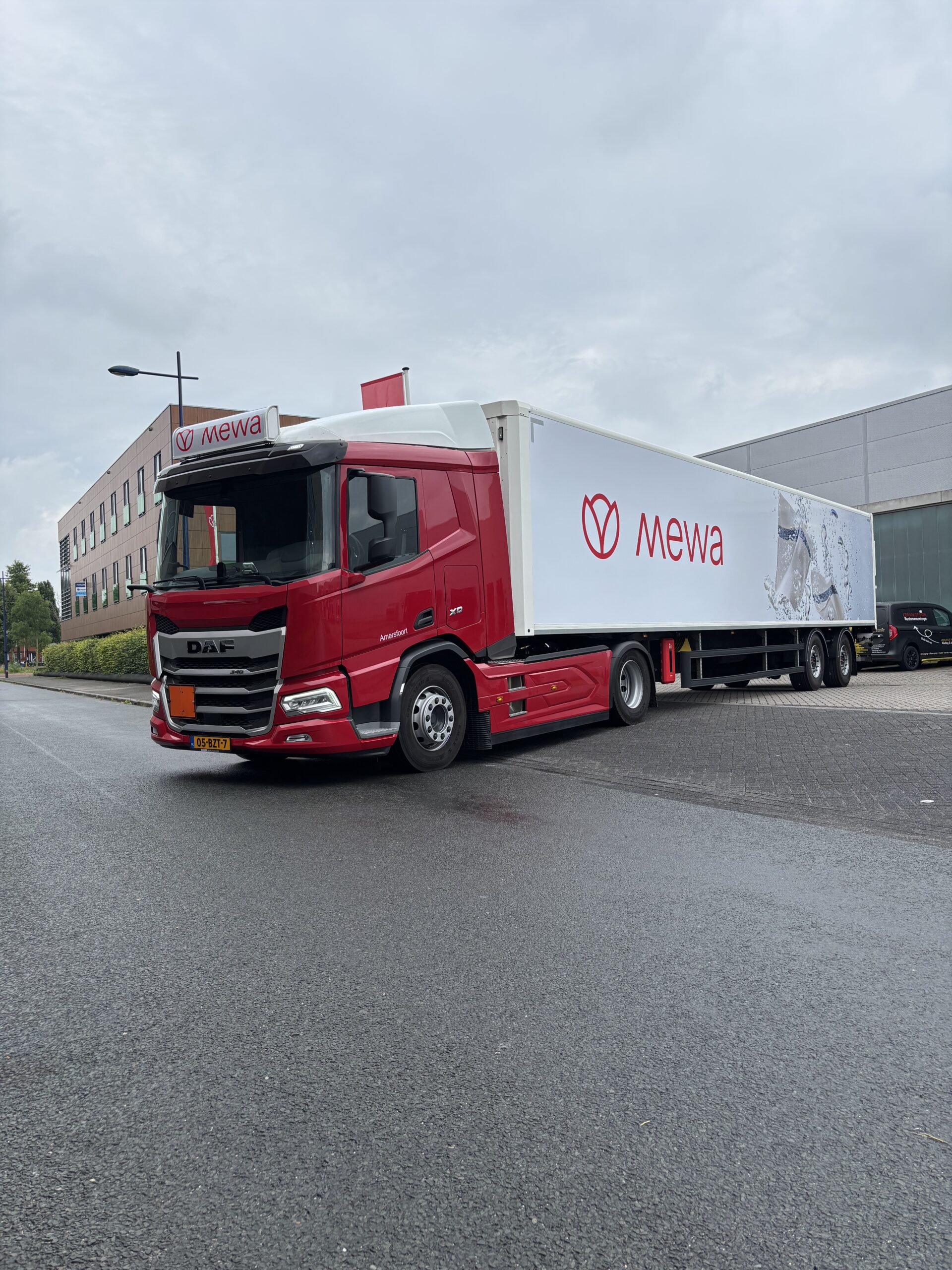 System Trailer plywoodtrailer MEWA Laadklep