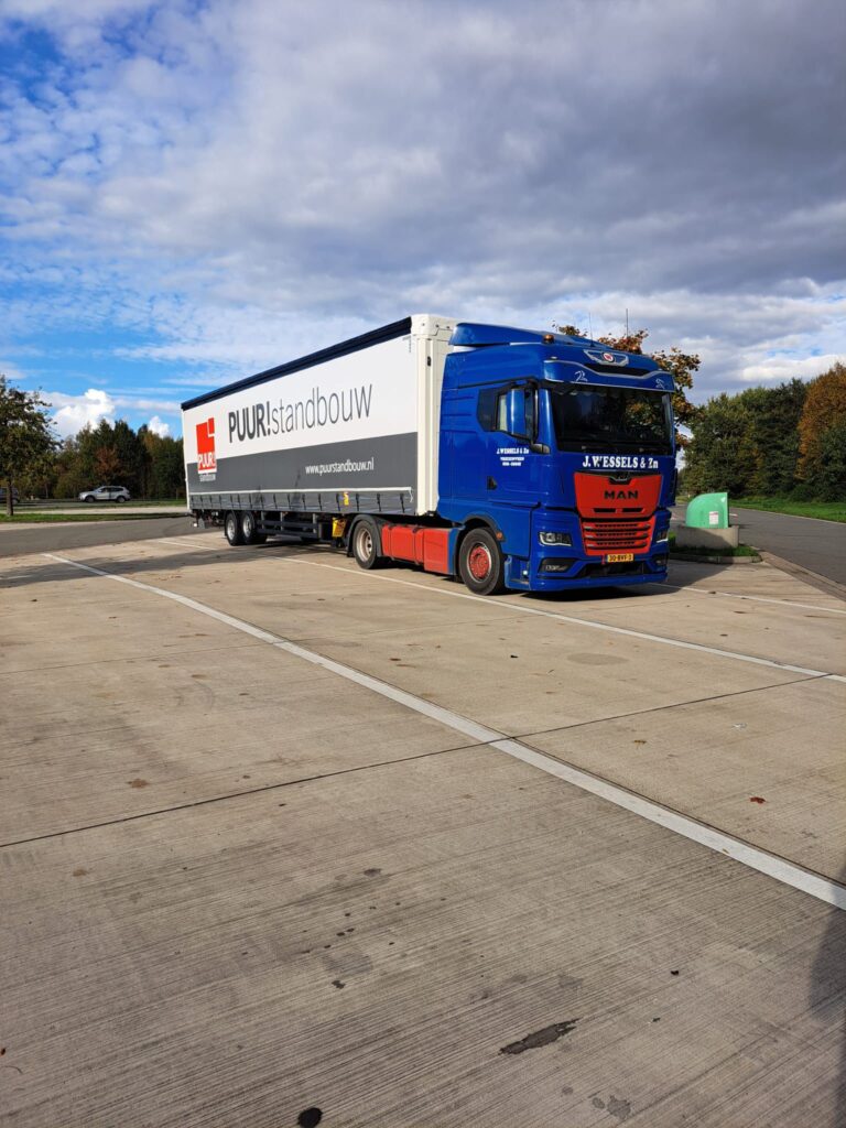 MEGA trailer zware klep