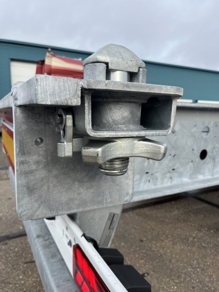 containerchassis system trailers van der veld zandvoort thermisch verzinkt heavy duty 40 voet odsd trading