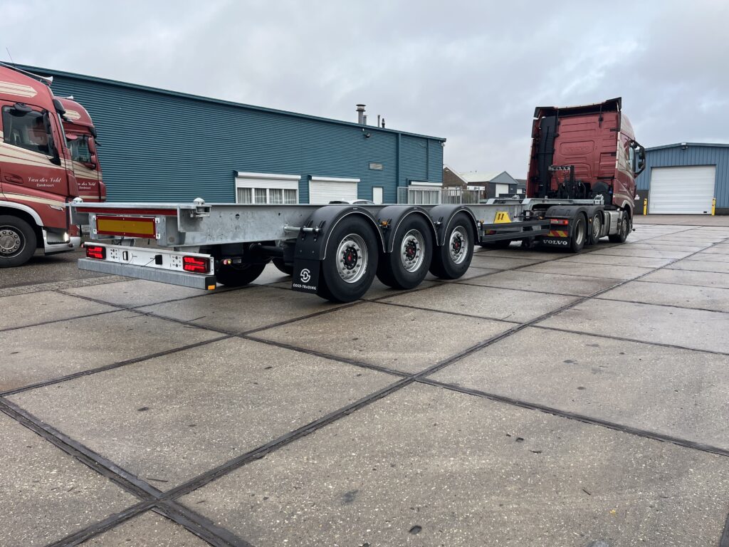 containerchassis system trailers van der veld zandvoort thermisch verzinkt heavy duty 40 voet odsd trading