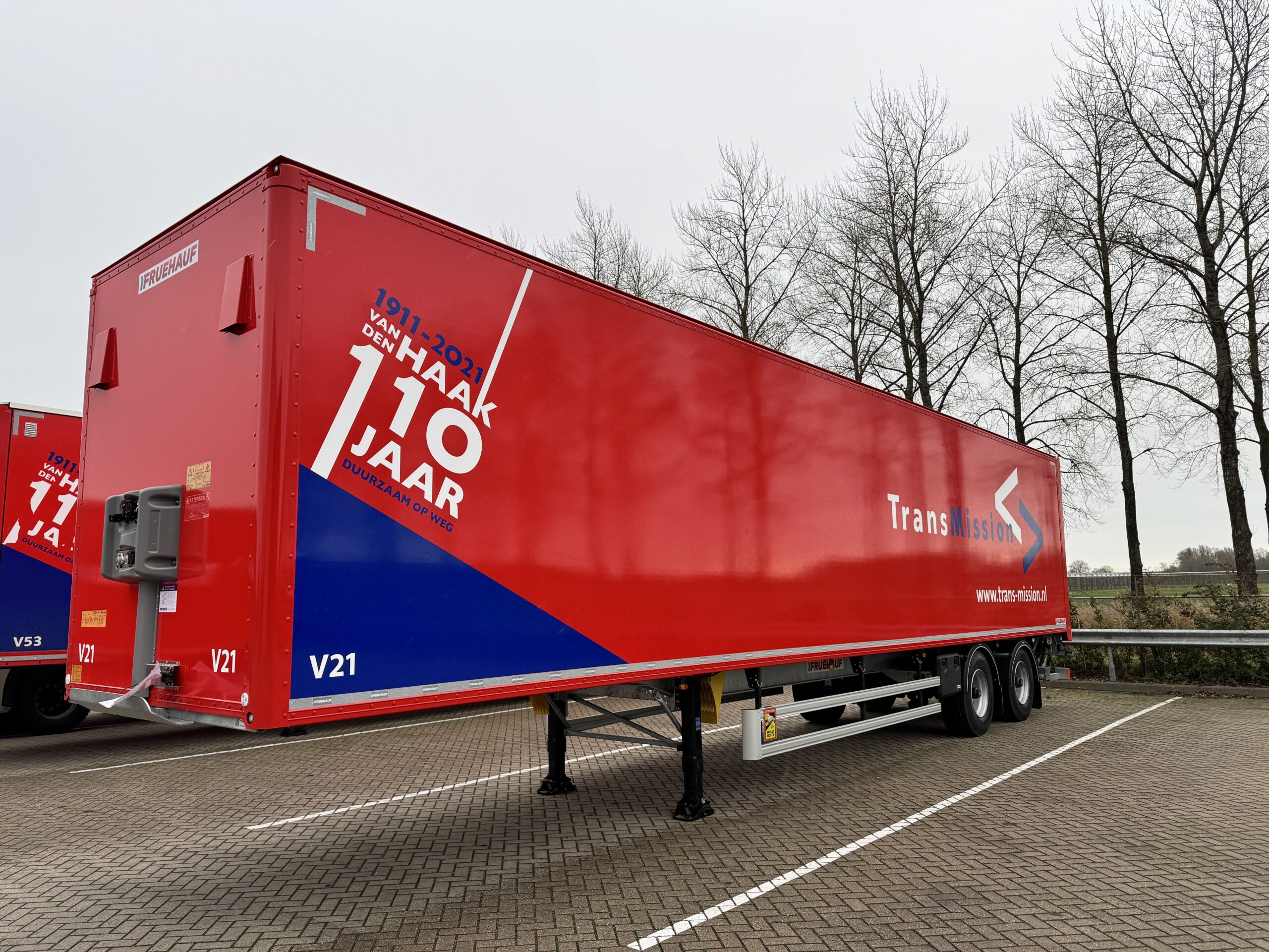 Transmission van den Haak Fruehauf box Krone Haak Tridec Laadklep Dhollandia