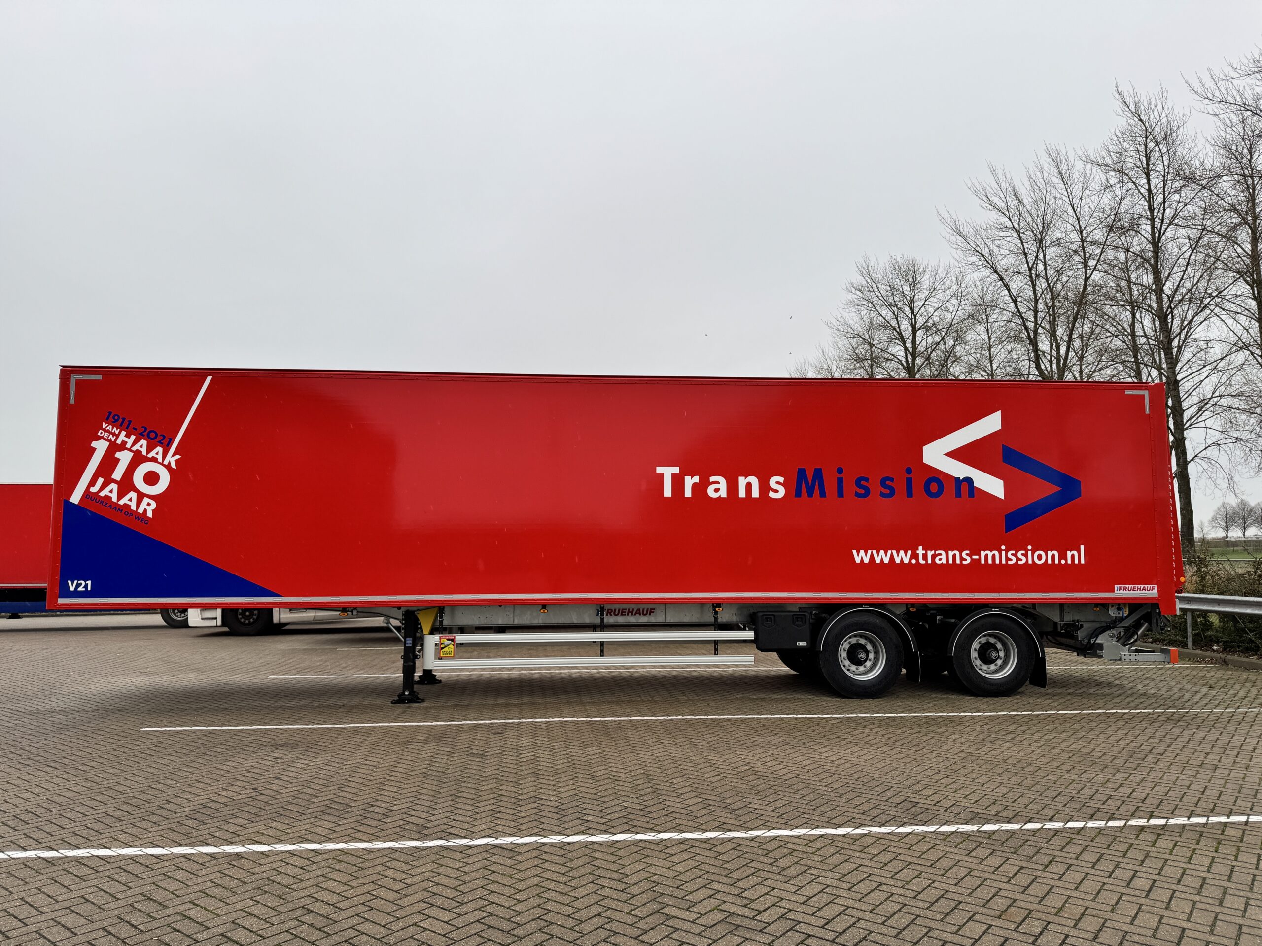 Transmission van den Haak Fruehauf box Krone Haak Tridec Laadklep Dhollandia