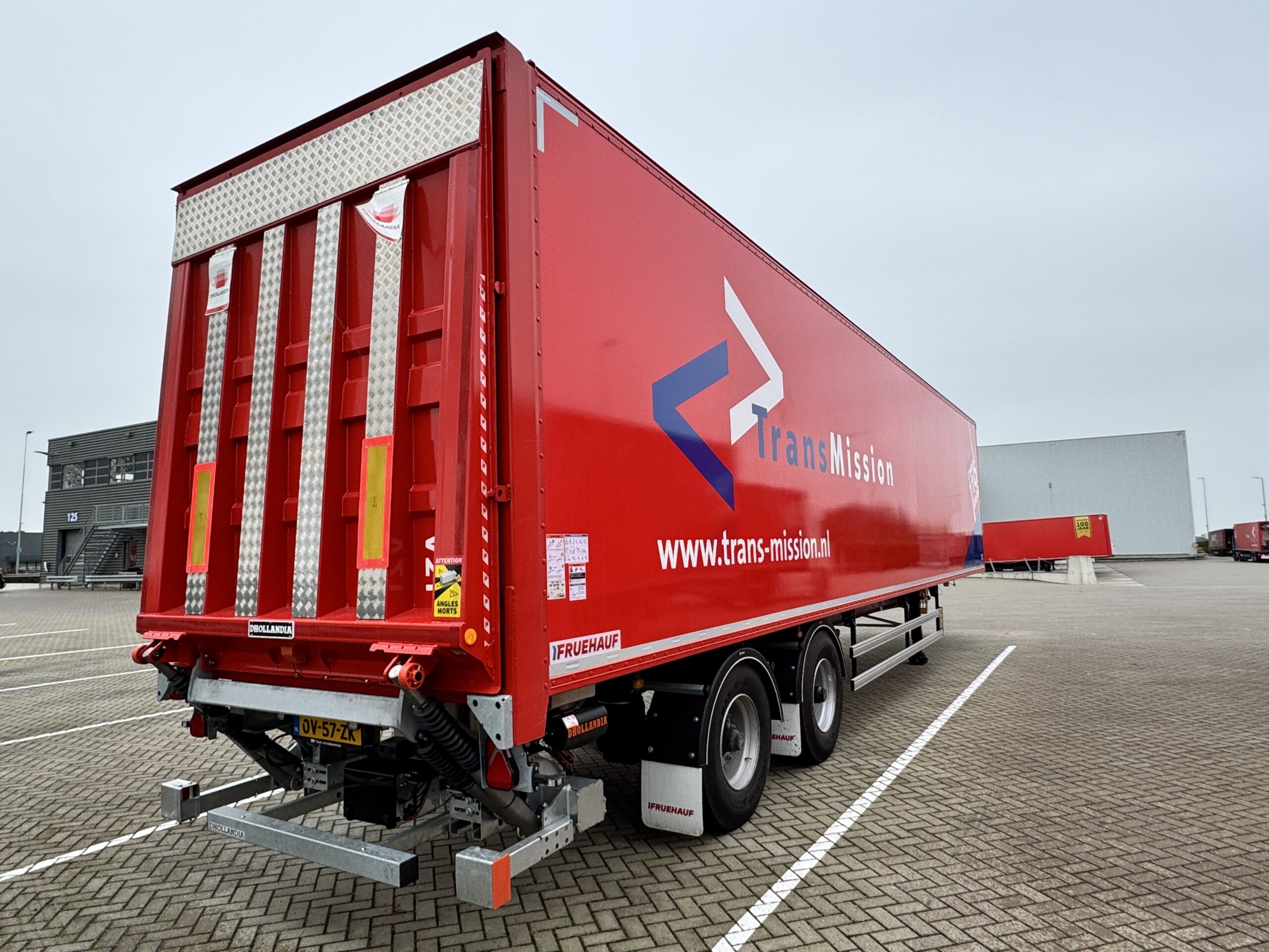 Transmission van den Haak Fruehauf box Krone Haak Tridec Laadklep Dhollandia