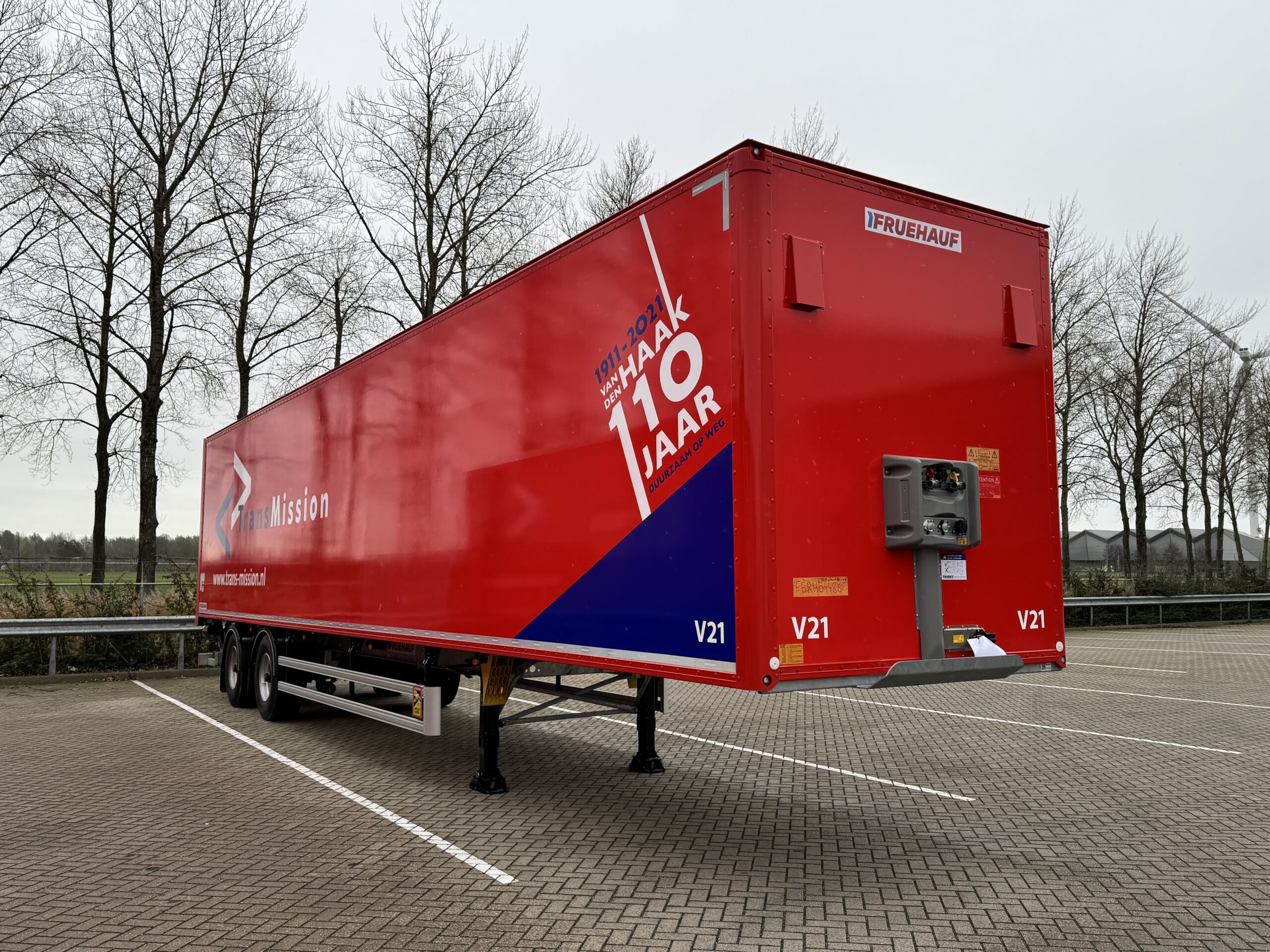 Transmission van den Haak Fruehauf box Krone Haak Tridec Laadklep Dhollandia
