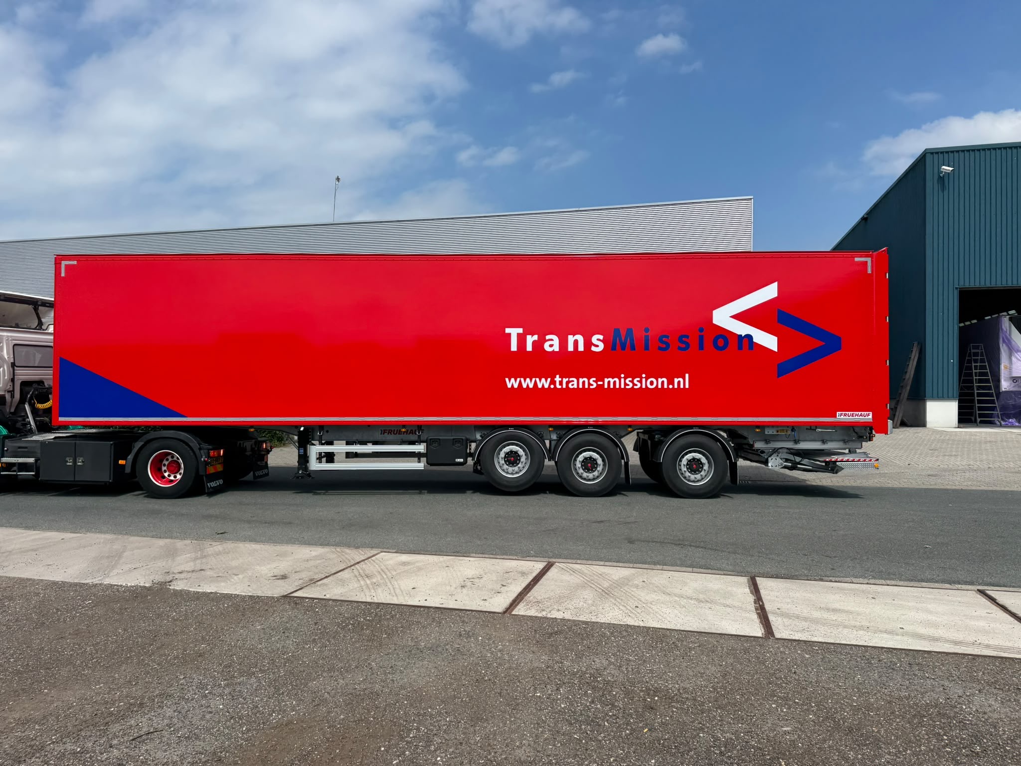 Transmission Almere Fruehauf box
